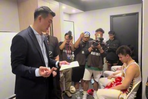 广厦3-1拿到赛点！王博：现在还远没到庆祝的时候 大家要稳住